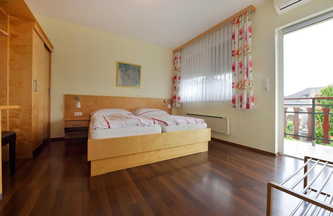 Blumenhof Wegleitner Hotel Илмиц Екстериор снимка